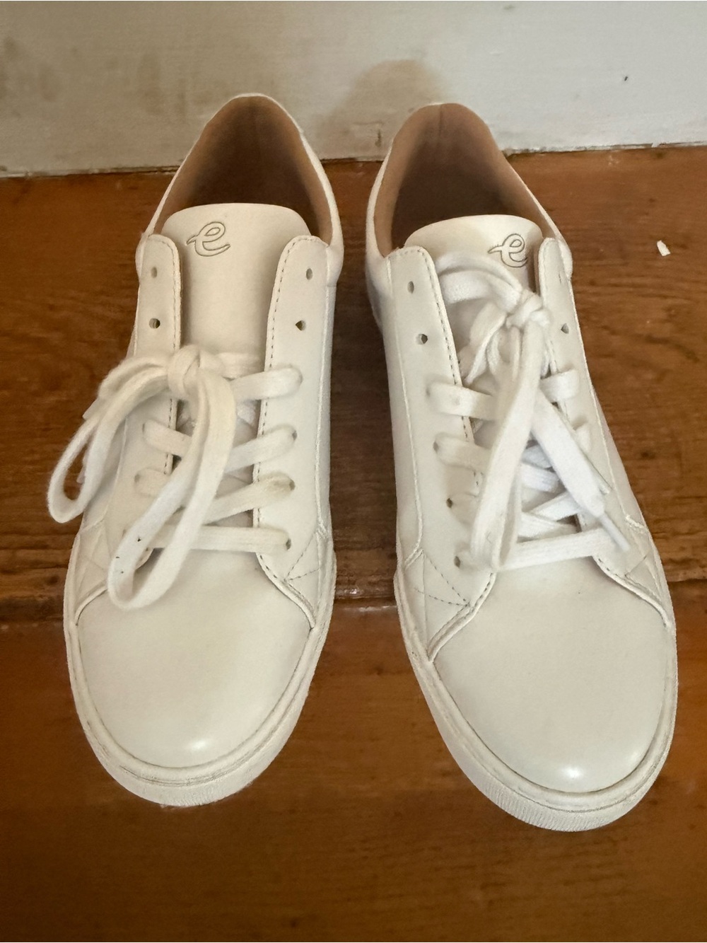 Easy Spirit White Leather Sneakers